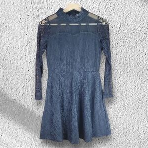 Elegant Lace Long Sleeve Dress